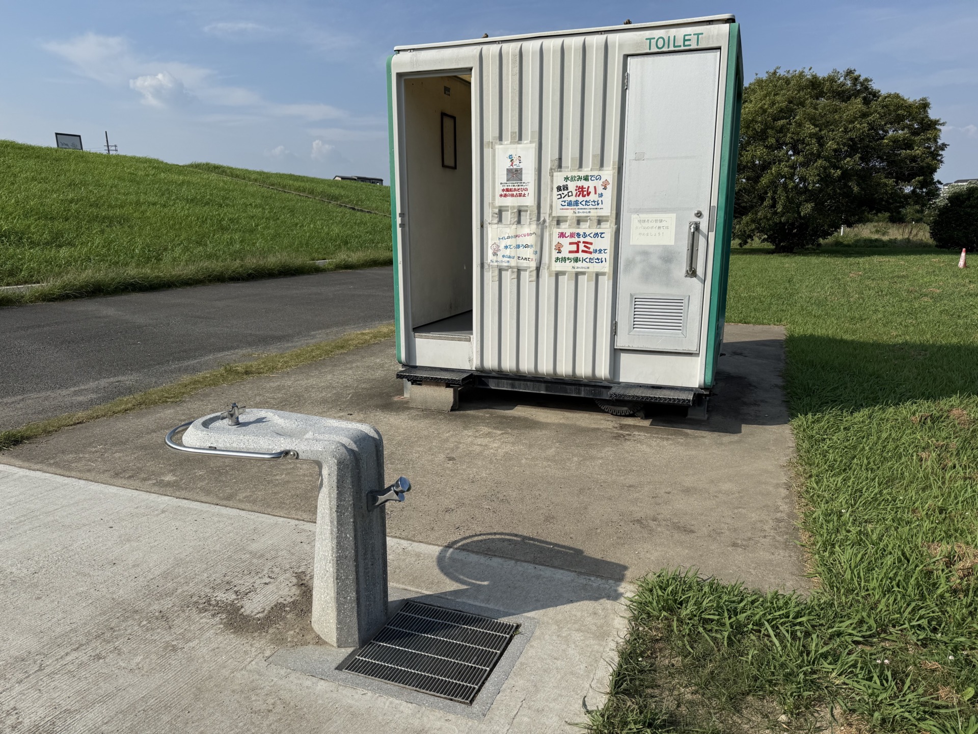 豊里BBQ会場のトイレ手洗い