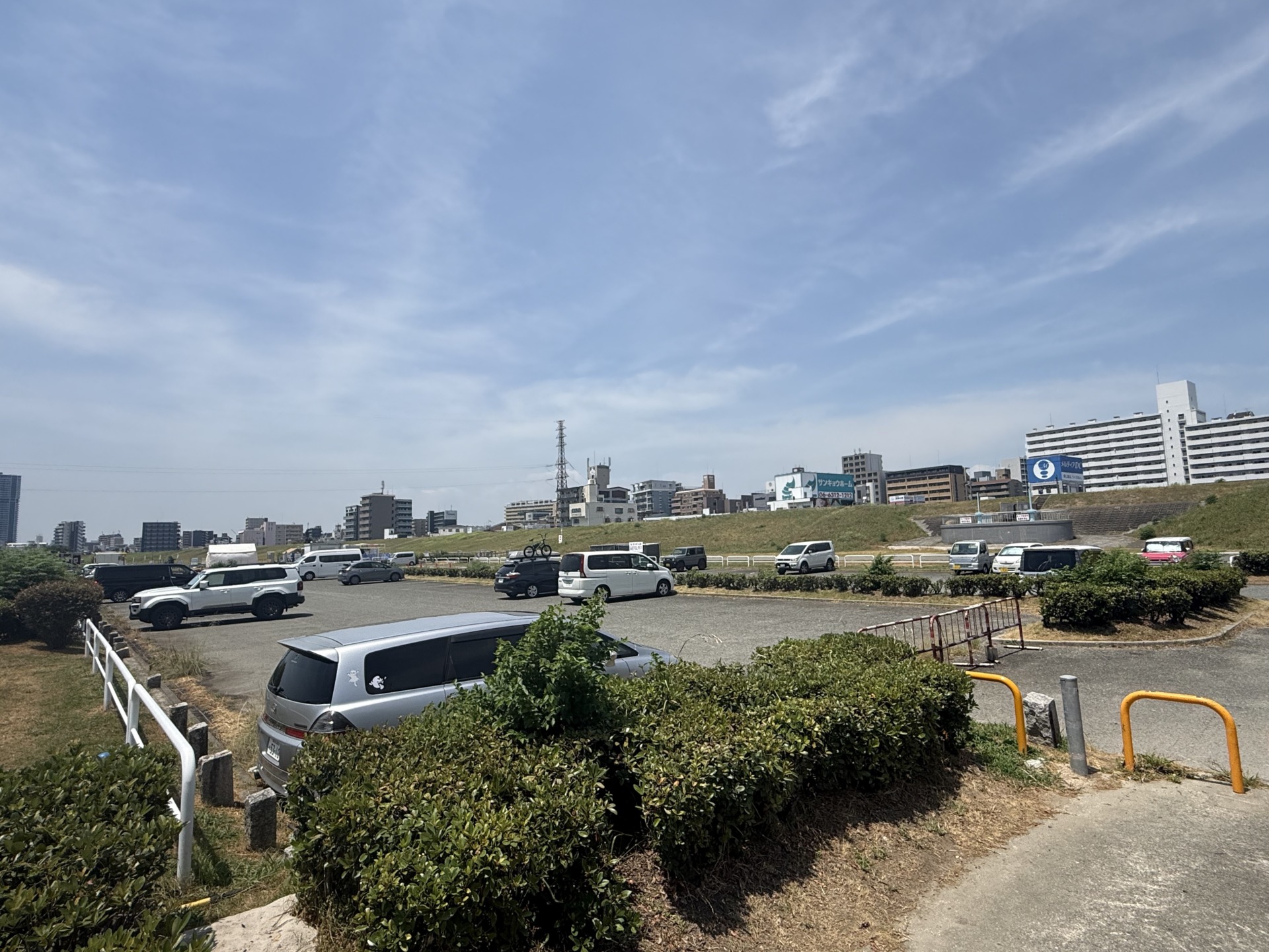 西中島BBQ会場の駐車場